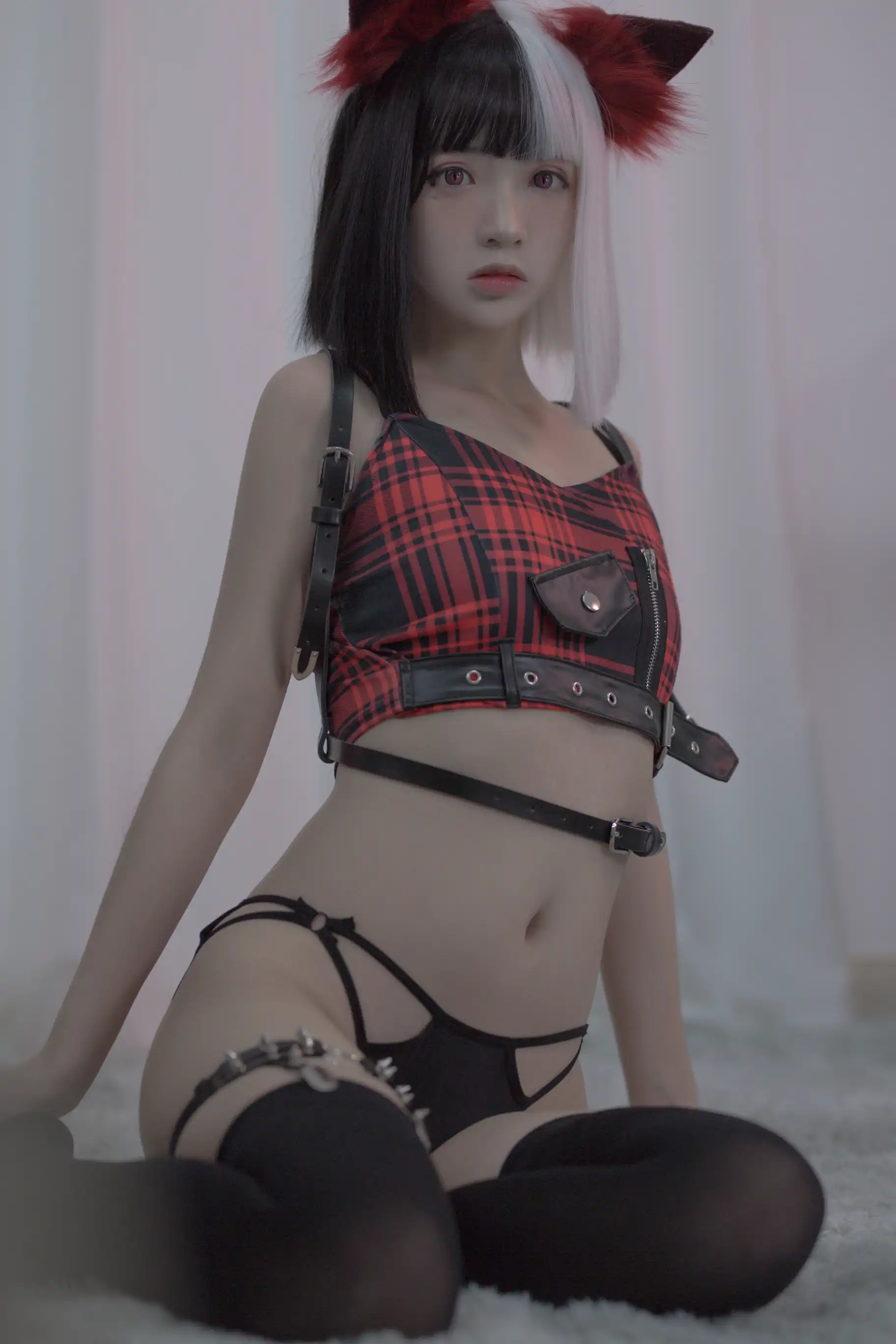 【美女写真】疯猫ss -  红黑耳 [40P-566MB]