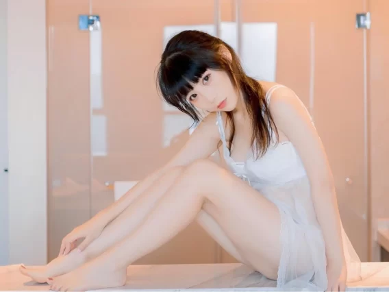 【美女写真】usejan蓝蓝 – 薄纱睡衣[42P-75MB]