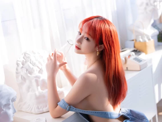 【美女写真】叉子宝宝 – 背带裤系列 [36P/63MB]