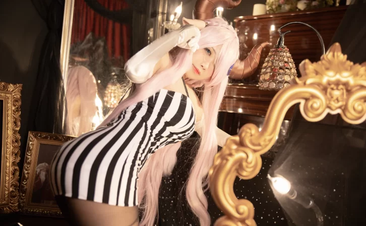 【写真合集】贞子蜜桃 – 14套合集[14T/5.05GB]