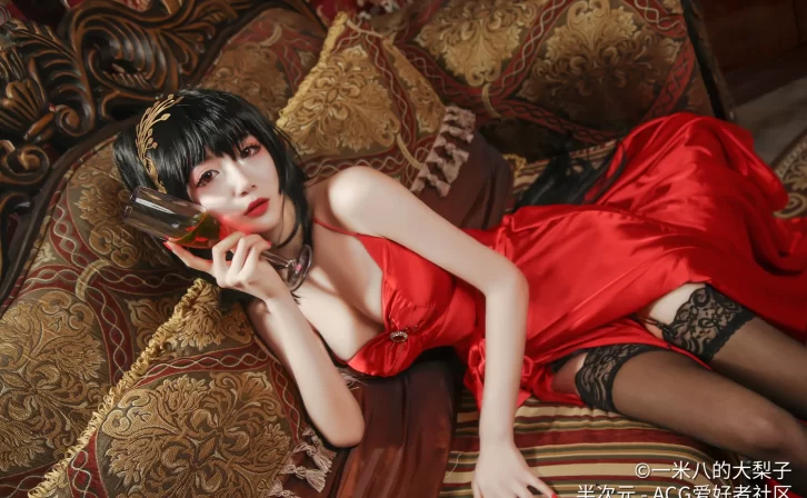 【cosplay】一米八的大梨子 – 大凤·礼服[7P-46MB]