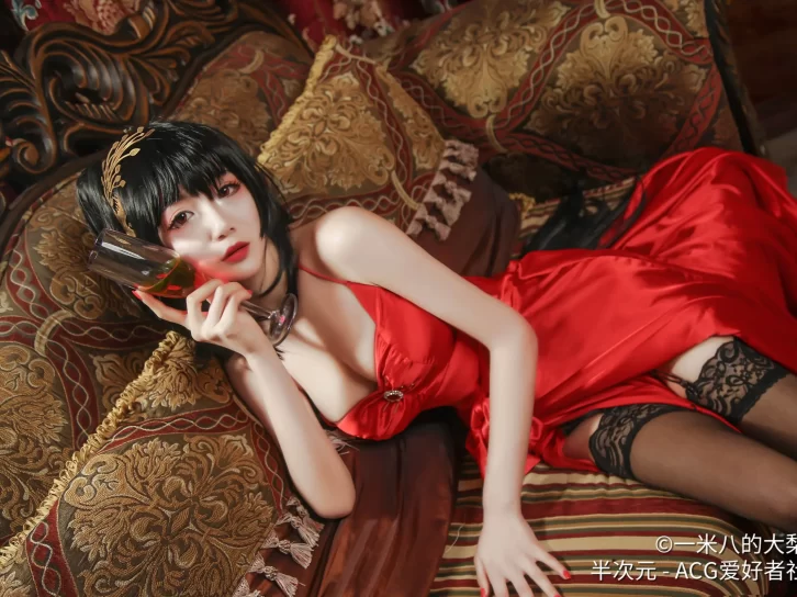 【cosplay】一米八的大梨子 – 大凤·礼服[7P-46MB]