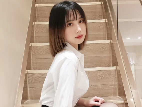 【美女写真】念雪ww –  OL系列 [20P-76MB]