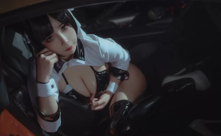 【cosplay】抱走莫子a – 爱宕[22P-404GB]