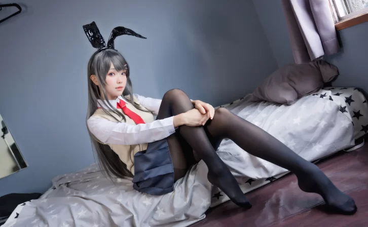 【cosplay】ElyEE子 –  麻衣學姊 [50P-70MB]