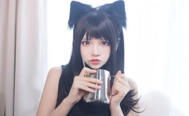 【美女写真】疯猫ss –  黑毛衣少女 [80P-1.17GB]