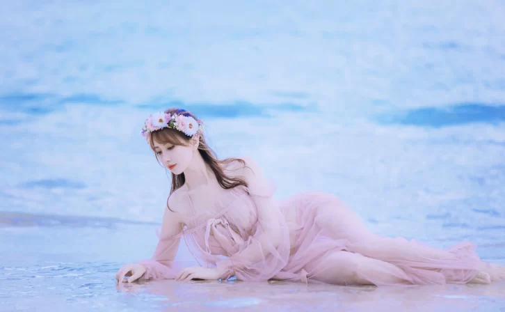 【美女写真】念雪ww –  白桃汽水 [42P-390MB]