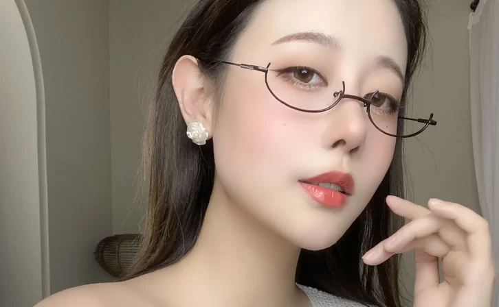 【美女写真】奈汐酱nice –  24号自拍【姐姐】[75P7V-652MB]