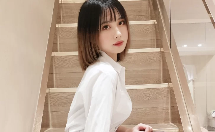 【美女写真】念雪ww –  OL系列 [20P-76MB]