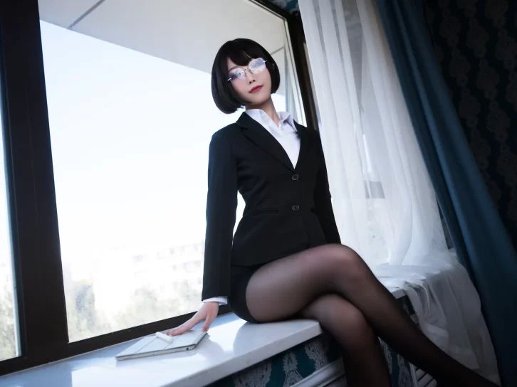 【美女写真】汪知子 –  OL [16P-139MB]