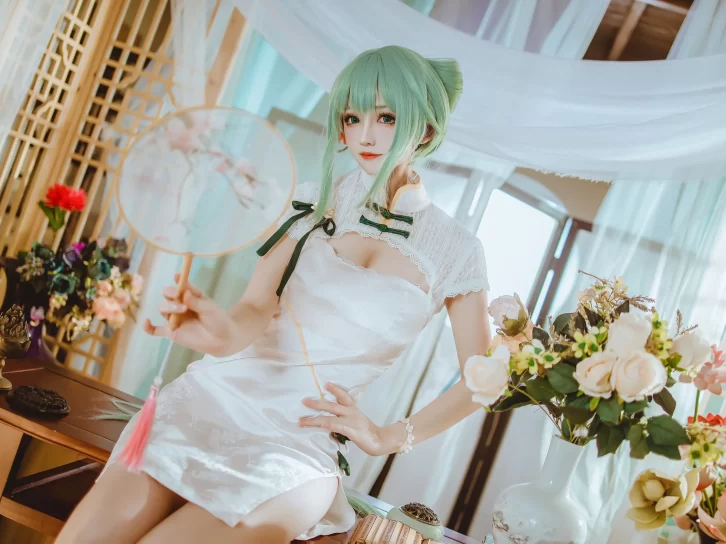 【cosplay】Coser衣衣 – 初音韶华 [36P-104MB]