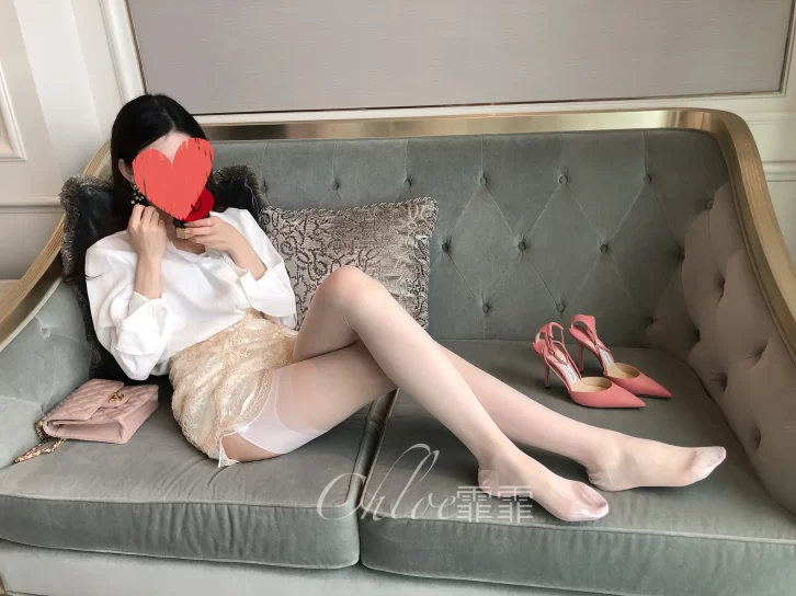 【写真合集】chloe霏霏 – 33套合集[33T/15.1GB]
