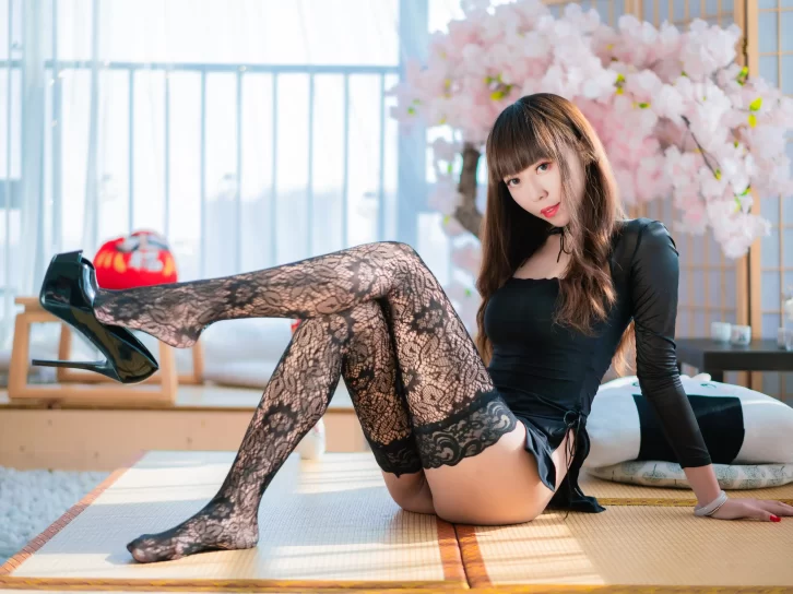 【美女写真】Money冷冷 – 黑旗袍[54P-1.07GB]