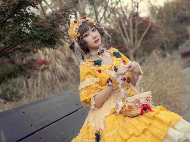 【cosplay】阿包也是兔娘 – lolita黄裙[12P-95MB]