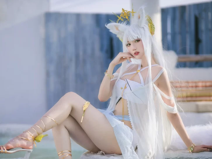 【cosplay】周叽是可爱兔兔 – 白金泳装[23P-339MB]