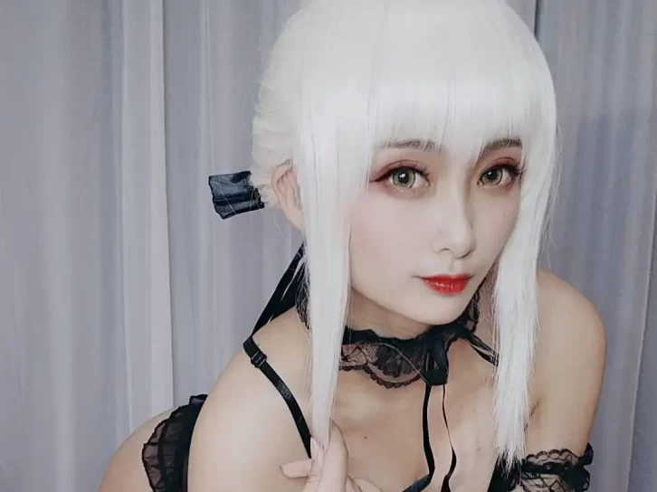 【cosplay】洛璃LoLiSAMA – FGO 黑呆睡衣王座[30P5V-59MB]