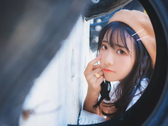 【美女写真】西呱呀呀呀 – 白云森林短袖无外套 [39P-408MB]