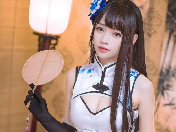 【美女写真】大大卷卷小卷 -白旗袍 [9P-105MB]