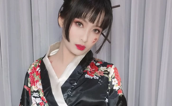 【cosplay】洛璃LoLiSAMA – 歌舞伎 [92P10V-393MB]