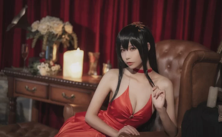 【cosplay】爱老师_PhD – 大凤礼服[6P-50.2MB]