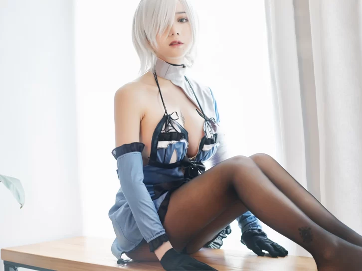 【cosplay】洛丽塔大哥 – 2B改[15P-108MB]