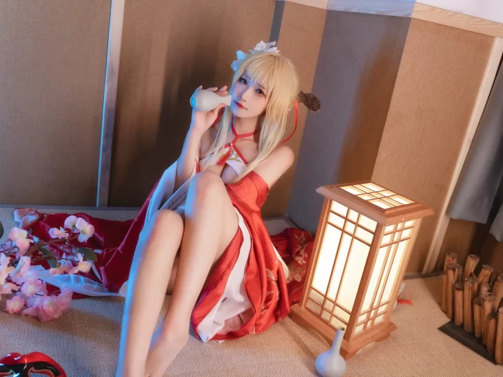 【cosplay】三度_69 – 光荣 凉夜香雪[45P6V-497M]