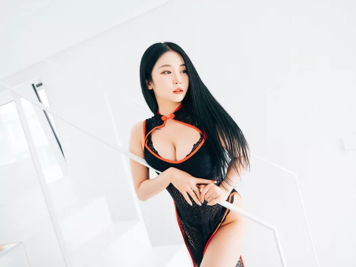 【美女写真】Bomi (보미) – [LOOZY] The undress [69P-906MB]
