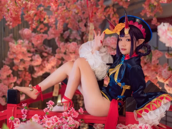 【cosplay】王胖胖u –  fate酒吞僵尸童子 [15P-443MB]