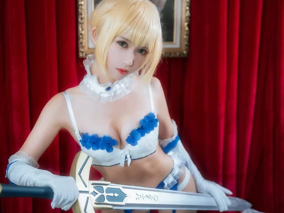 【cosplay】鳗鱼菲儿 – King of Knight 室内 [15P-300MB]