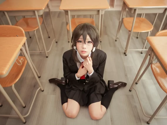 【美女写真】ElyEE子 – jk[46P-113MB]