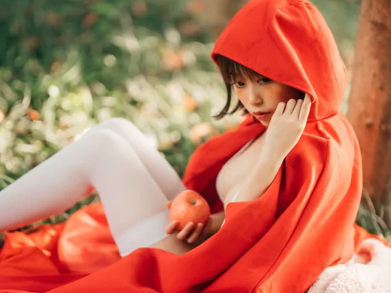 【cosplay】奈汐酱nice –  大红帽[28P-276MB]