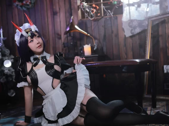 【cosplay】小容仔咕咕咕w – 酒吞童子女仆 [46P1V-308MB]