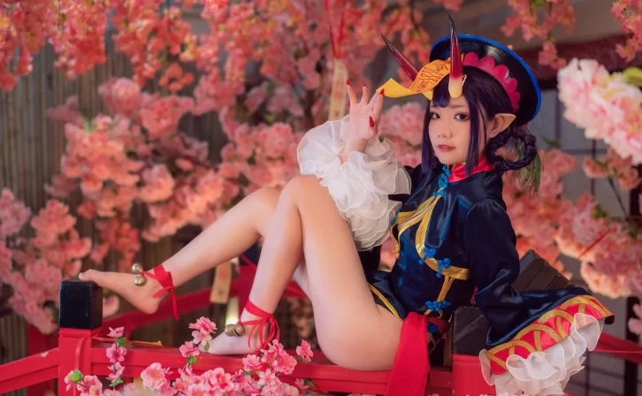 【cosplay】王胖胖u –  fate酒吞僵尸童子 [15P-443MB]