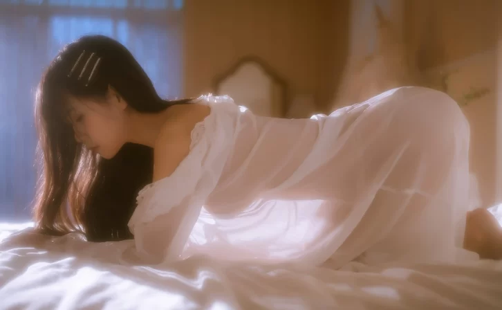 【美女写真】萌芽儿o0 – 金色套装[70P-1.28GB]