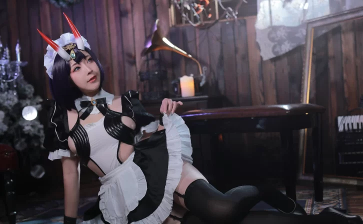 【cosplay】小容仔咕咕咕w – 酒吞童子女仆 [46P1V-308MB]