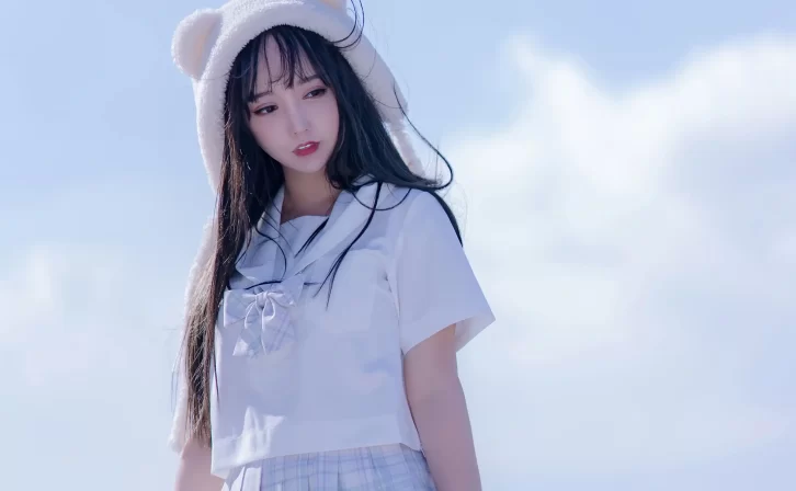 【美女写真】过期米线线喵 – JK 天台[58P-87MB]