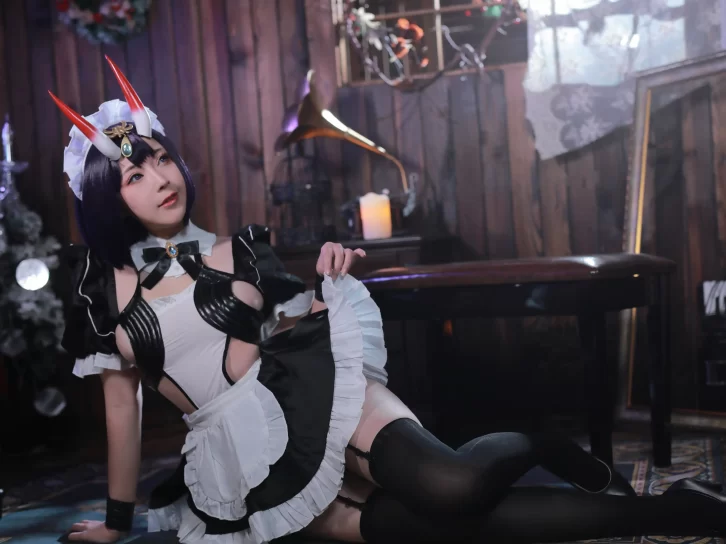 【cosplay】小容仔咕咕咕w – 酒吞童子女仆 [46P1V-308MB]