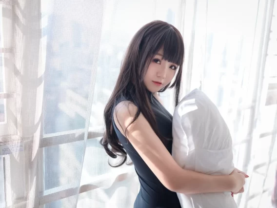 【美女写真】Yoko宅夏 – 泳衣 [28P-124MB]