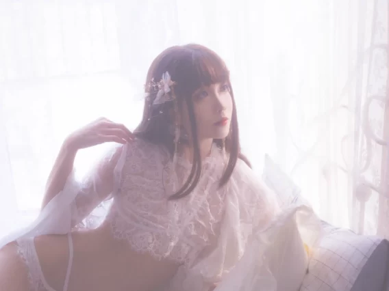 【美女写真】Sakiiii翎柒 – 白色流云 [34P-134MB]