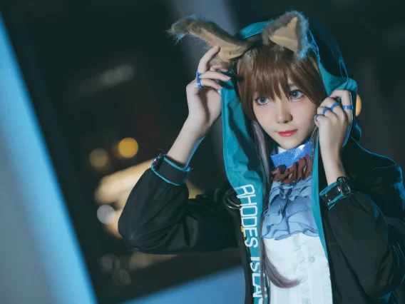 【cosplay】南桃Momoko – 阿米娅原皮肤