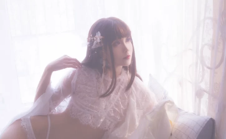 【美女写真】Sakiiii翎柒 – 白色流云 [34P-134MB]