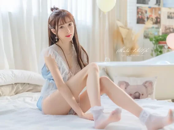 【美女写真】王羽杉Barbieshy – 蕾丝连体比基尼[39P-6.5MB]