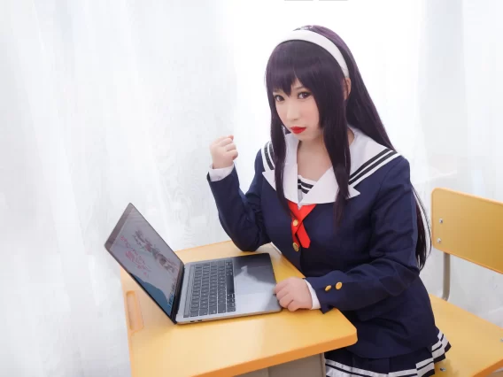 【cosplay】胡桃猫Kurumineko – 学姐 [187P5V-2.66GB]