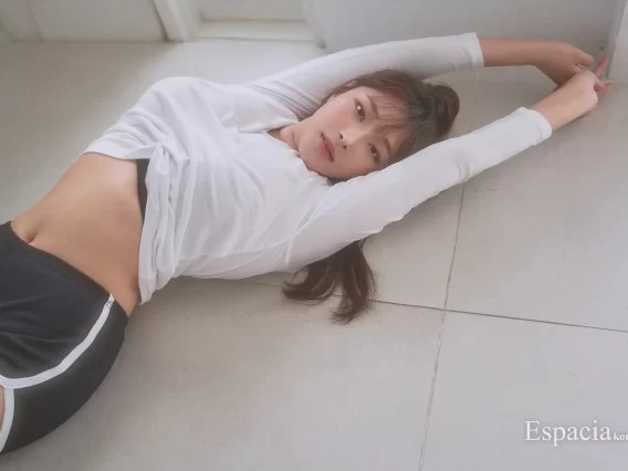 【美女写真】Kim Gap-ju (김갑주) – [Espasia Korea] [44P-111MB]