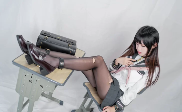 【美女写真/cosplay】miko酱ww – 放学后 [26P-185MB]