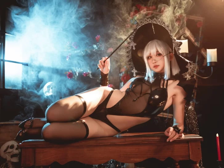 【cosplay】瓦斯塔亚小龙虾 – 乌烟 魔女 [41P-735MB]