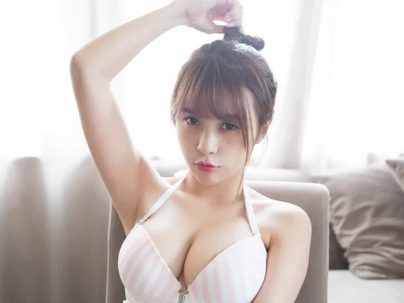 【美女写真】夏美酱 – 2015.10.15 [48P-166MB]