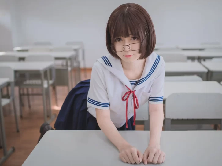 【美女写真】白金saki – 黑丝水手服[28P-211MB]