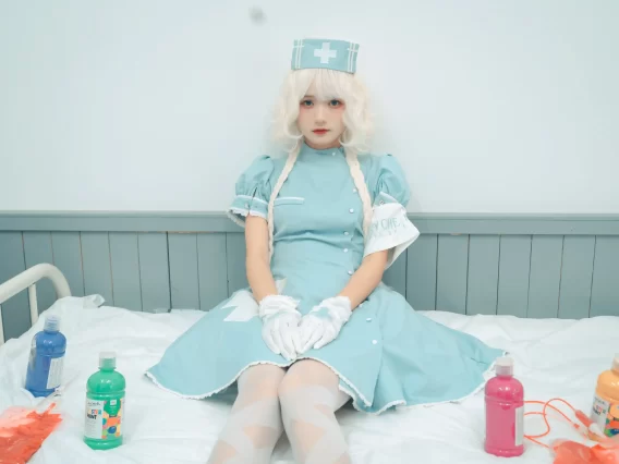 【cosplay】兔子Zzz不吃胡萝卜 – 甜蜜疗愈 [31P-117MB]