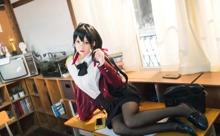 【cosplay】狐玖玖 – 碧蓝航线 大凤JK [20P-332MB]